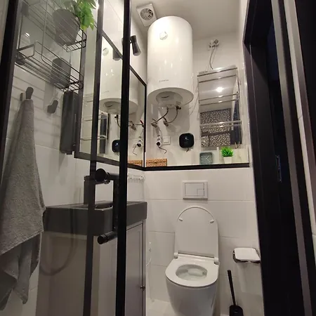 Apartment Corner *