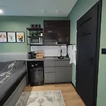 아파트 Corner *